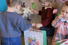 received_1676321913549746