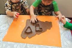 received_1303700355132670